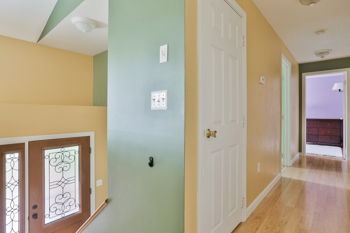 7 Speare Road Hudson, NH 03051 - Photo 22 of 40