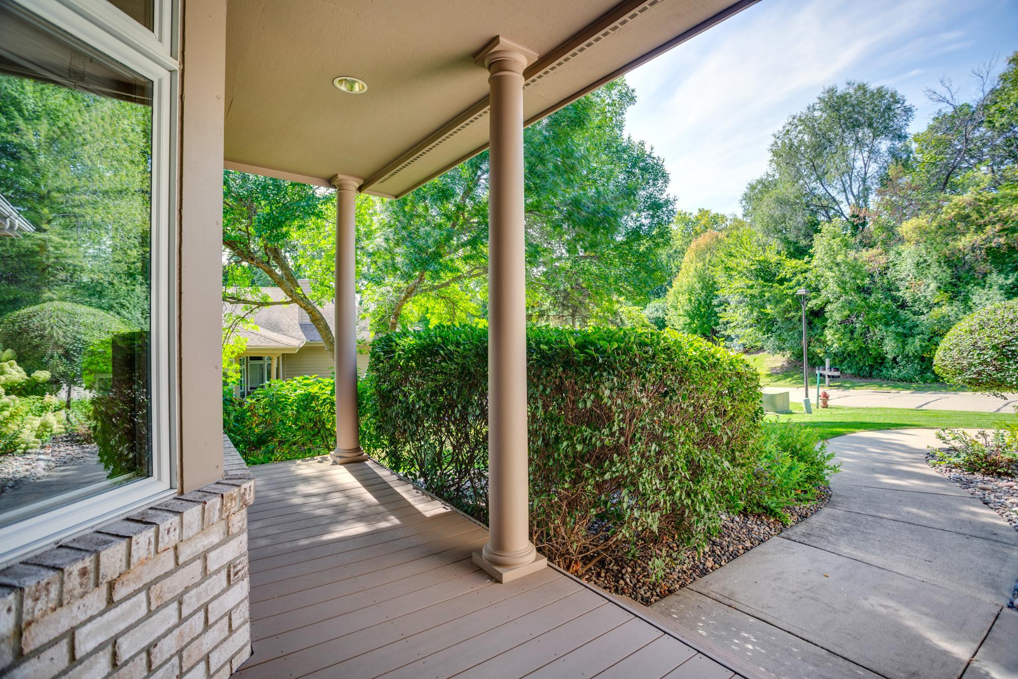 7089 Crowne Oak Road Eden Prairie, MN 55344 - Photo 46 of 58 Gallery Image 46