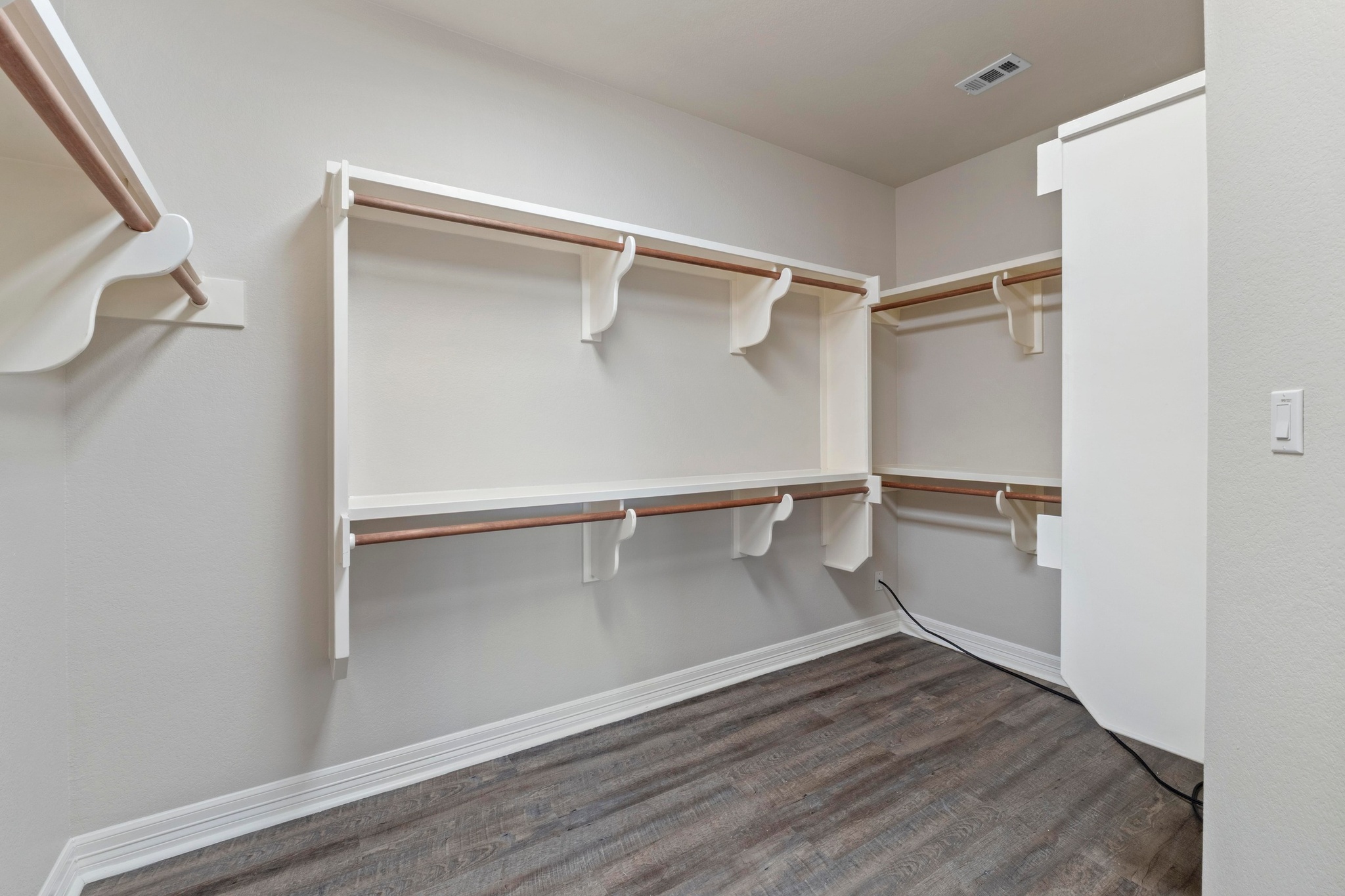 7204 Covered Bridge Drive Austin, TX 78736 - Photo 15 of 40 Cavernous primary closet