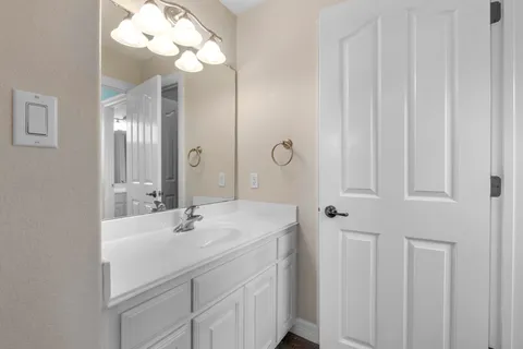 $799,000 | 7204 Covered Bridge Drive, Austin, TX 78736