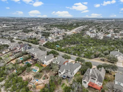 $799,000 | 7204 Covered Bridge Drive, Austin, TX 78736
