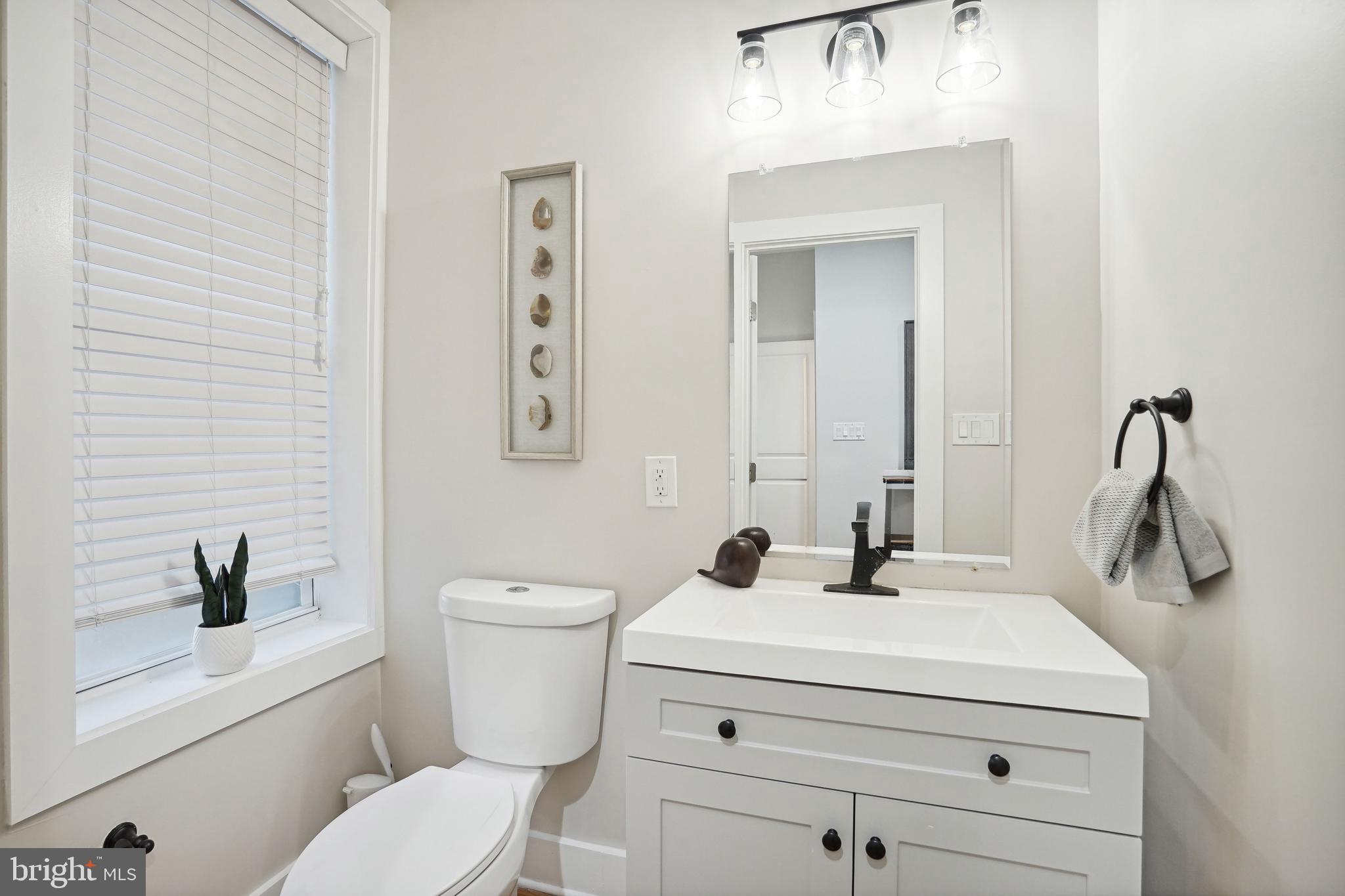 608 G Street Northeast Washington, DC 20002 - Photo 12 of 42 Gallery Image 12