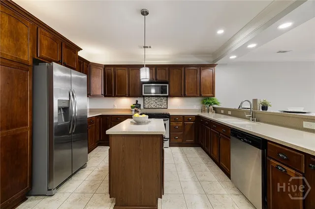 $474,000 | 2805 River Oaks Drive, Richmond Hill, GA 31324