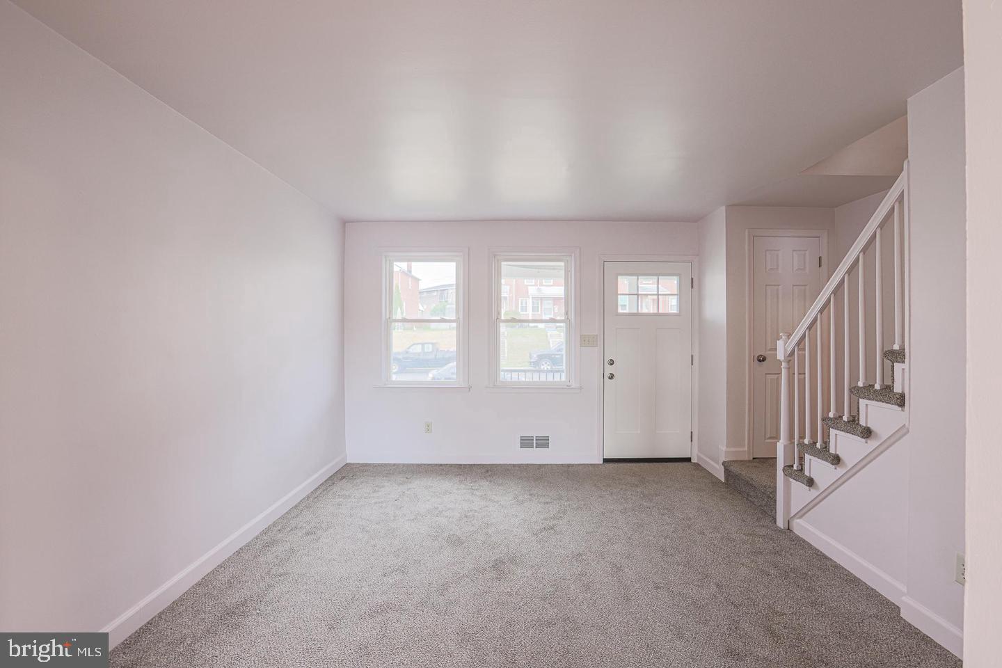 1637 Manor Road Dundalk, MD 21222 - Photo 7 of 23 Gallery Image 7