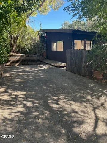 $1,850 | 1115 North Signal Street, Ojai, CA 93023