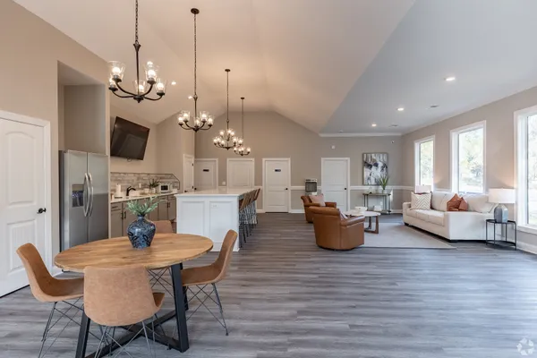 $1,415 | 15 Millswood Drive, Unit A303, Clarksville, TN 37042