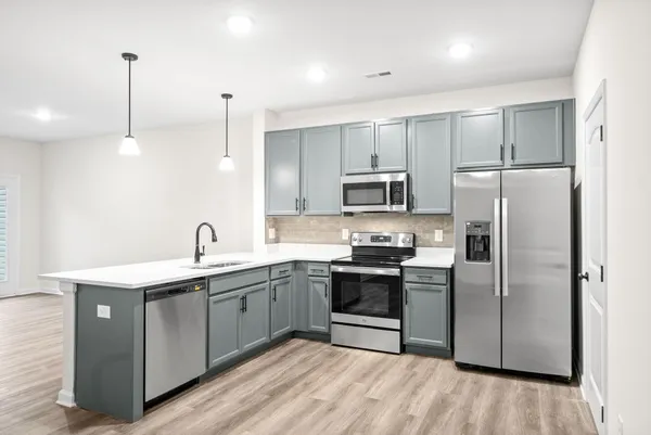 $1,415 | 15 Millswood Drive, Unit A303, Clarksville, TN 37042