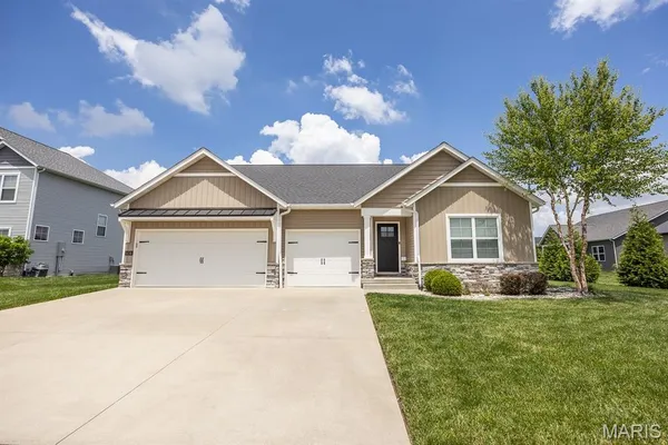 $499,900 | 656 Fairway Wood Drive, O'Fallon, IL 62269