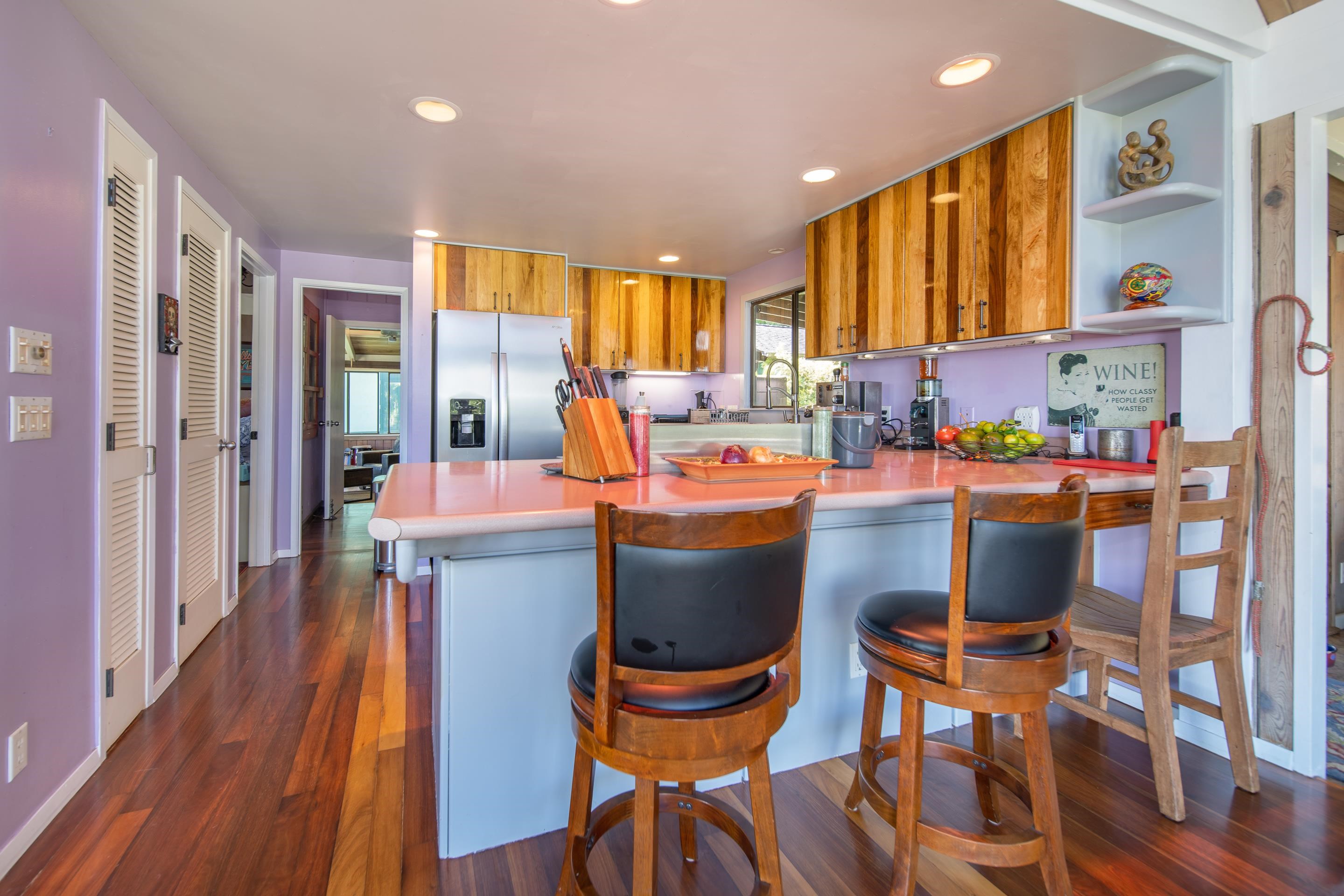 55 Oluolumau Place Haiku, HI 96708 - Photo 17 of 30 a dining room with furniture and window
