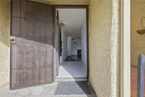 $574,999 | 7738 Vía Napoli, Unit 50, Burbank, CA 91504