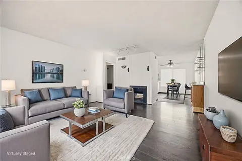 $574,999 | 7738 Vía Napoli, Unit 50, Burbank, CA 91504
