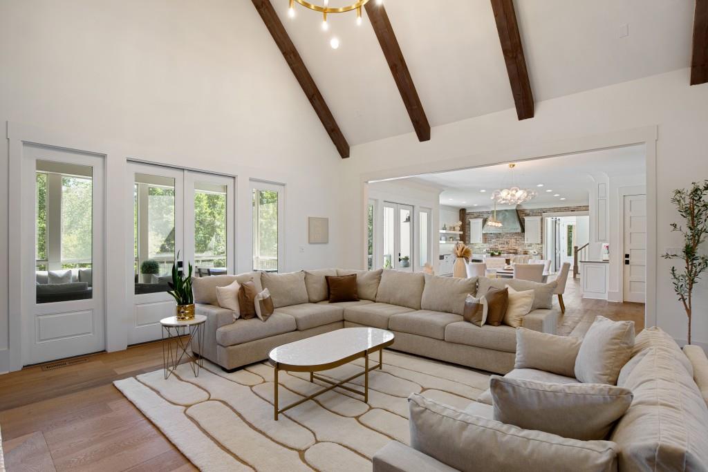 13235 Arnold Mill Road Roswell, GA 30075 - Photo 7 of 72 a living room with furniture and a large window