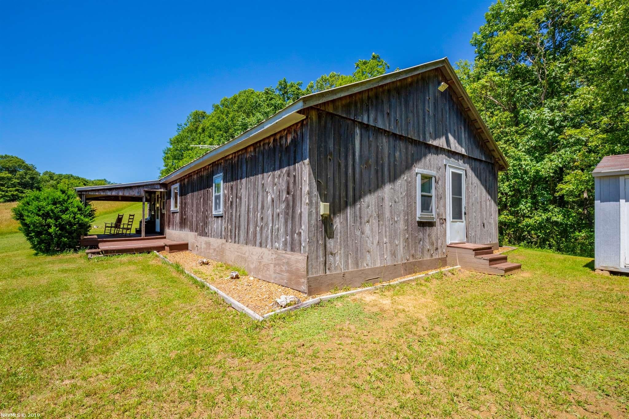 305 Newt's Hill Road Fancy Gap, VA 24328 - Photo 7 of 67 Gallery Image 7