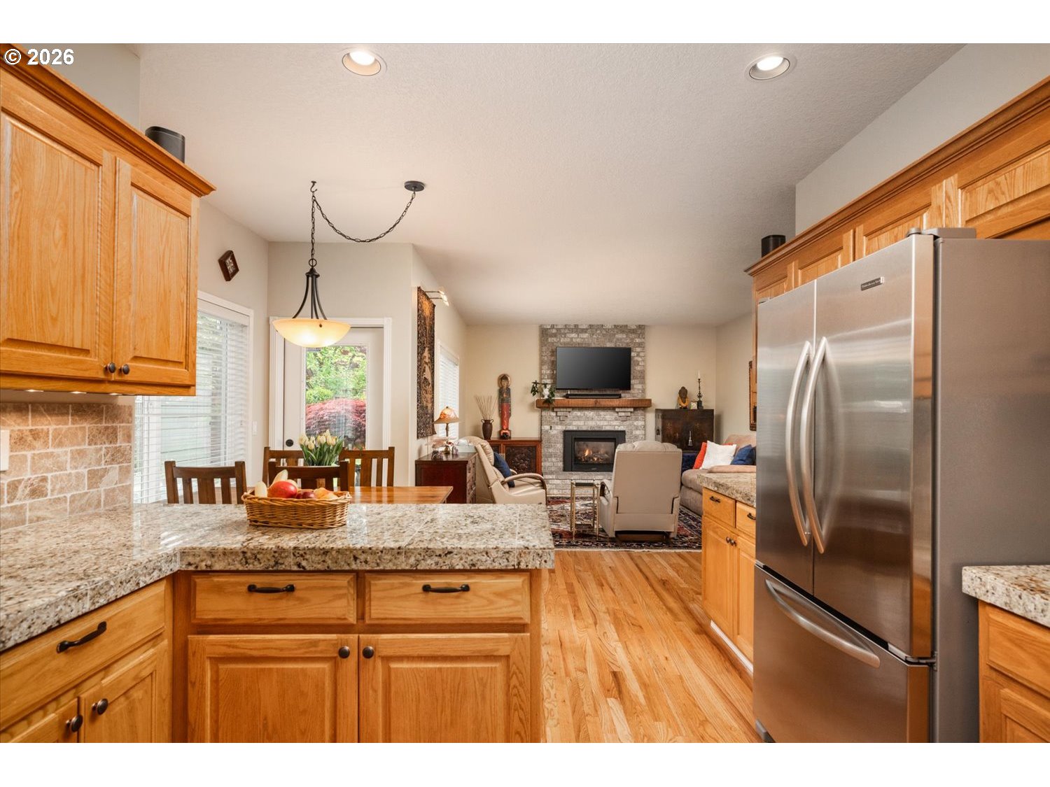 17460 Southwest 108th Place Tualatin, OR 97062 - Photo 10 of 48 Kitchen/Nook