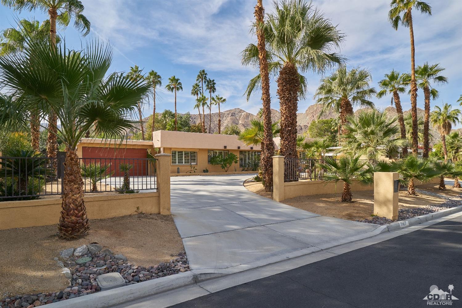 71417 Mirage Road Rancho Mirage, CA 92270 - Photo 11 of 25 a view of a yard in front of the house