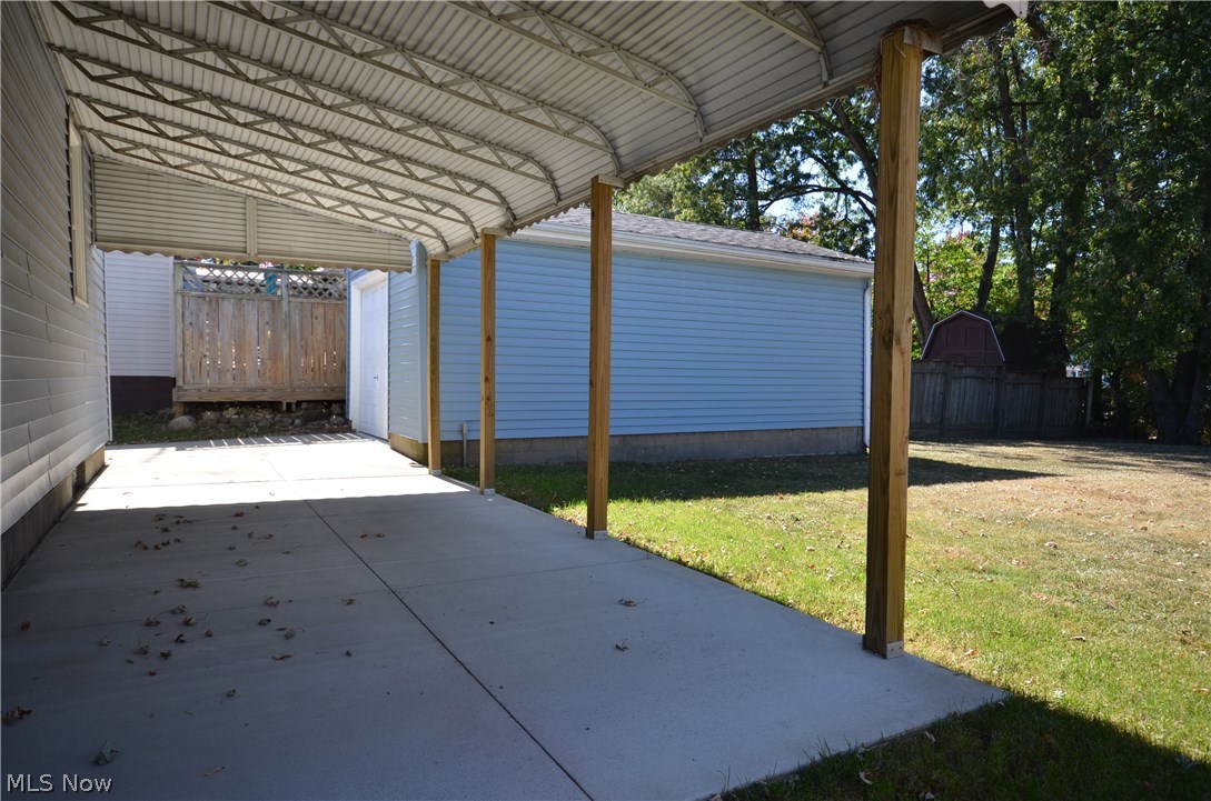 384 Lansing Road Akron, OH 44312 - Photo 5 of 21