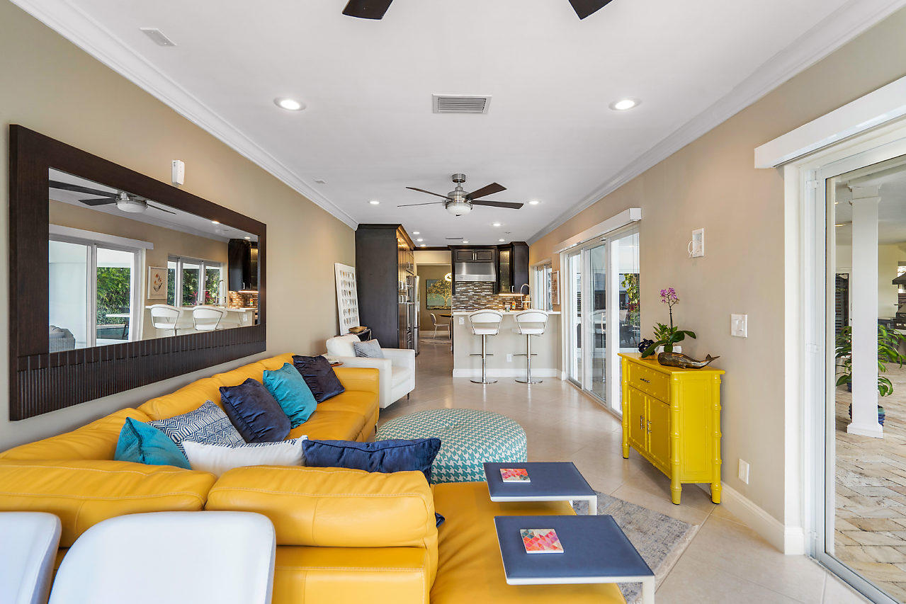 664 Maypop Court Boca Raton, FL 33486 - Photo 12 of 37 Family Room