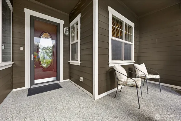 $785,000 | 8633 Bainbridge Loop Northeast, Lacey, WA 98516