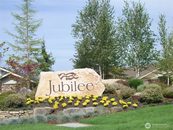 $785,000 | 8633 Bainbridge Loop Northeast, Lacey, WA 98516