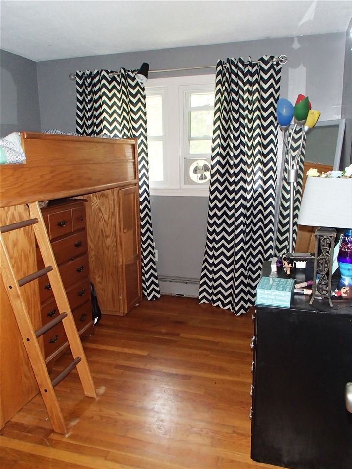 8 Glen Road Keene, NH 03431 - Photo 12 of 20