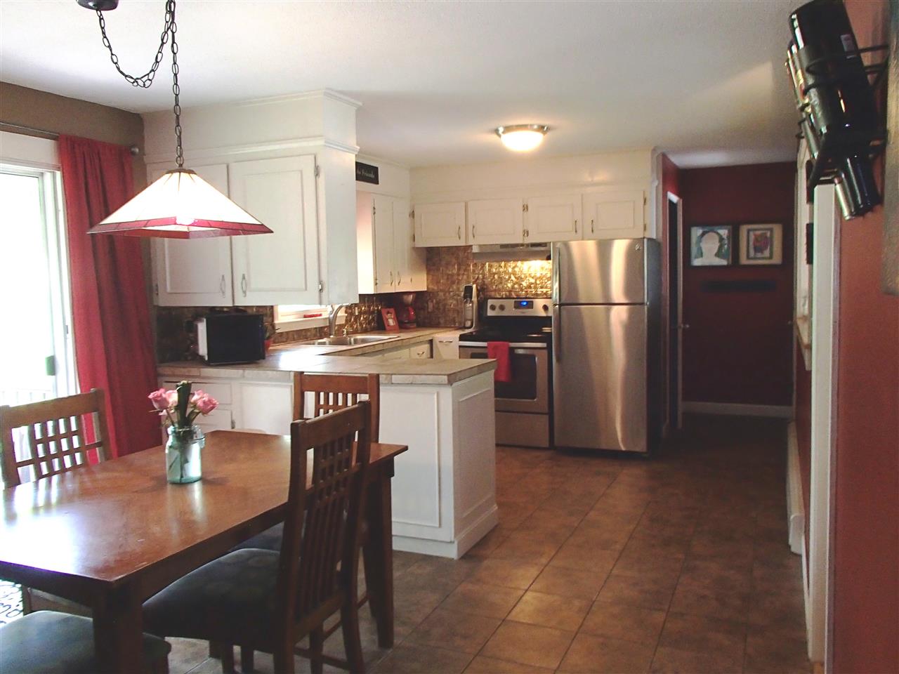 8 Glen Road Keene, NH 03431 - Photo 5 of 20