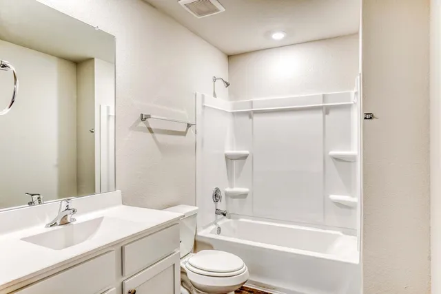 $2,299 | 8219 Blooming Meadow Lane, Houston, TX 77016