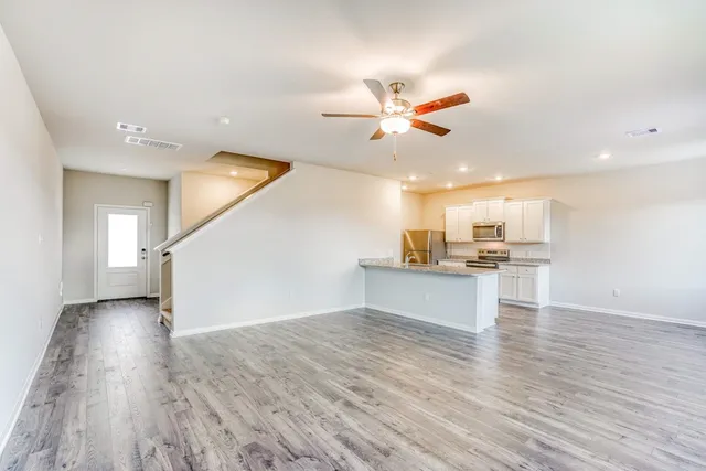 $2,299 | 8219 Blooming Meadow Lane, Houston, TX 77016