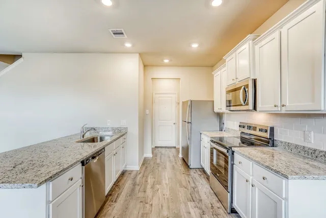 $2,299 | 8219 Blooming Meadow Lane, Houston, TX 77016