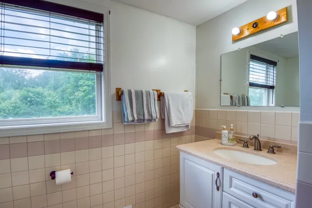 $2,300 | 770 Dalton Road, Dalton, NH 03598