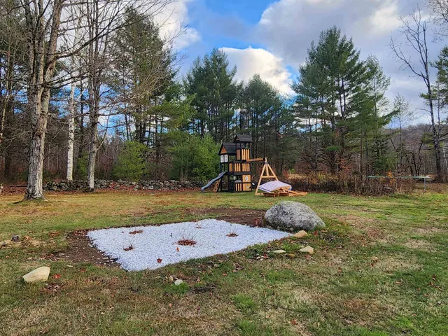 $2,300 | 770 Dalton Road, Dalton, NH 03598