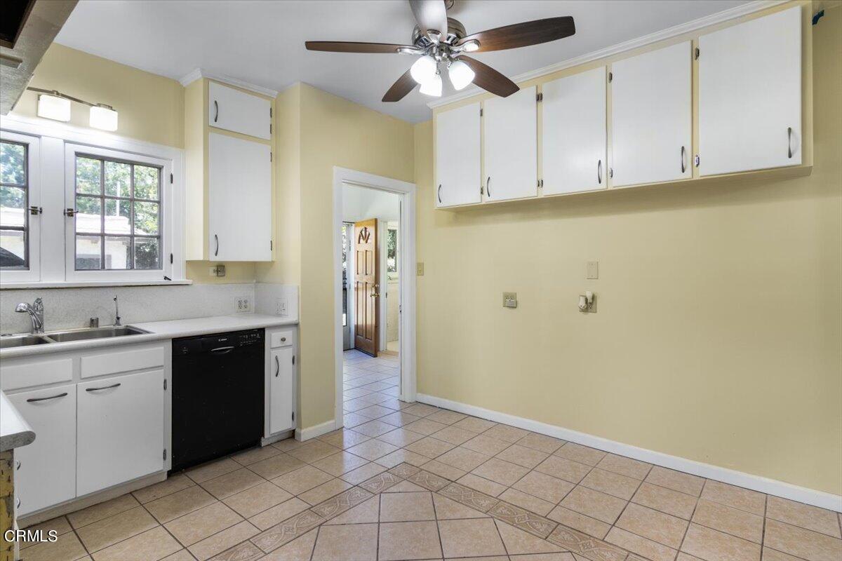 1136 East Rio Grande Street Pasadena, CA 91104 - Photo 12 of 30 a view of a kitchen with electric appliances