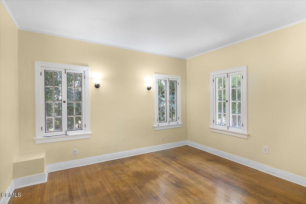 1136 East Rio Grande Street Pasadena, CA 91104 - Photo 21 of 30 a view of an empty room with a window