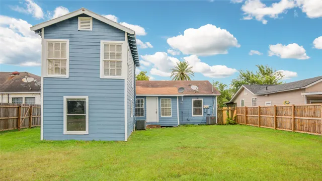 $235,000 | 1427 West 6th Street, Freeport, TX 77541