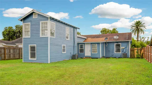 $235,000 | 1427 West 6th Street, Freeport, TX 77541