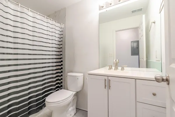 $2,220 | 353 South Morgan Boulevard, Unit 1, Valparaiso, IN 46383