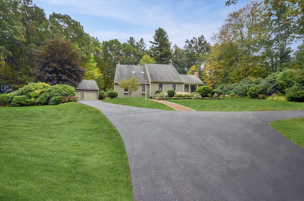 118 Armsby Road Sutton, MA 01590 - Photo 1 of 30