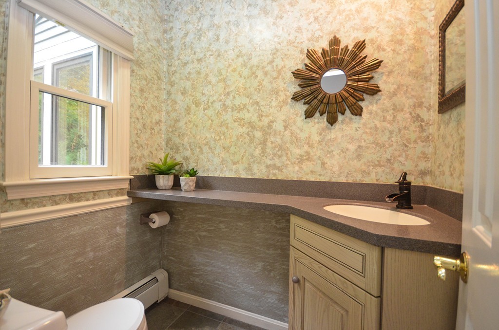 118 Armsby Road Sutton, MA 01590 - Photo 13 of 30