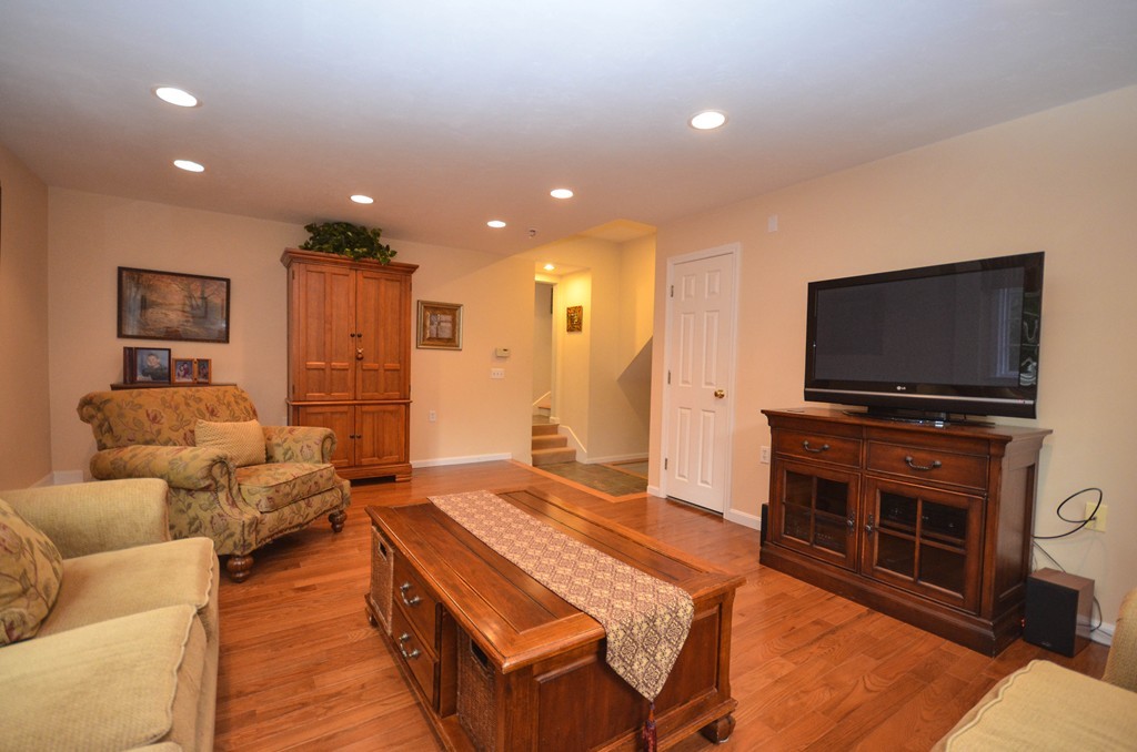 118 Armsby Road Sutton, MA 01590 - Photo 17 of 30