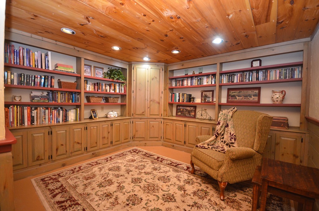 118 Armsby Road Sutton, MA 01590 - Photo 27 of 30