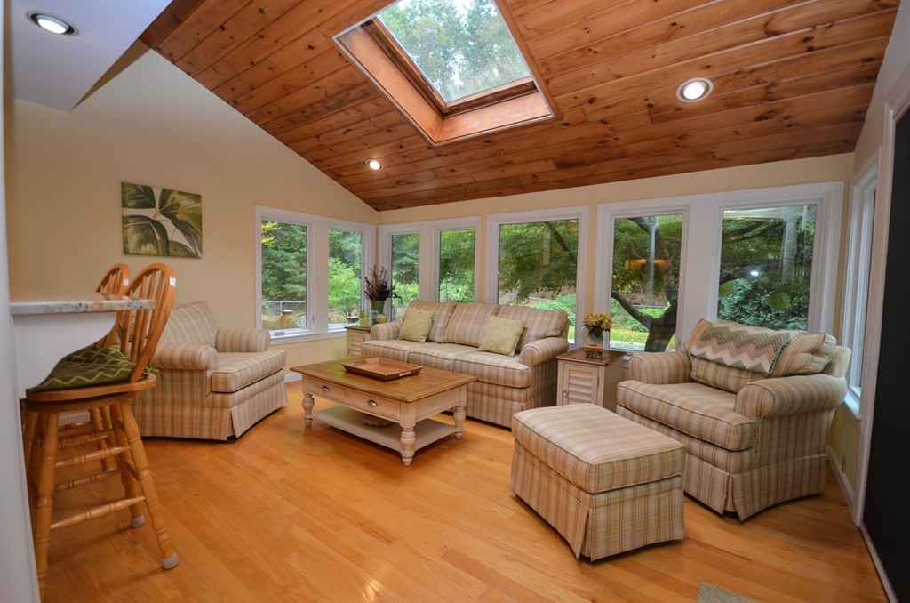 118 Armsby Road Sutton, MA 01590 - Photo 6 of 30