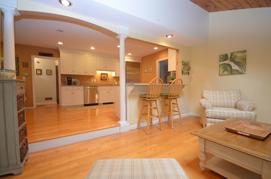 118 Armsby Road Sutton, MA 01590 - Photo 7 of 30
