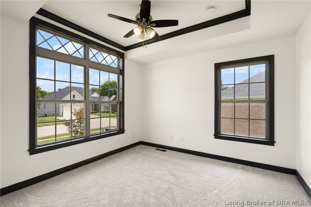 9113 Falcon Ridge Sellersburg, IN 47172 - Photo 11 of 40 Gallery Image 11