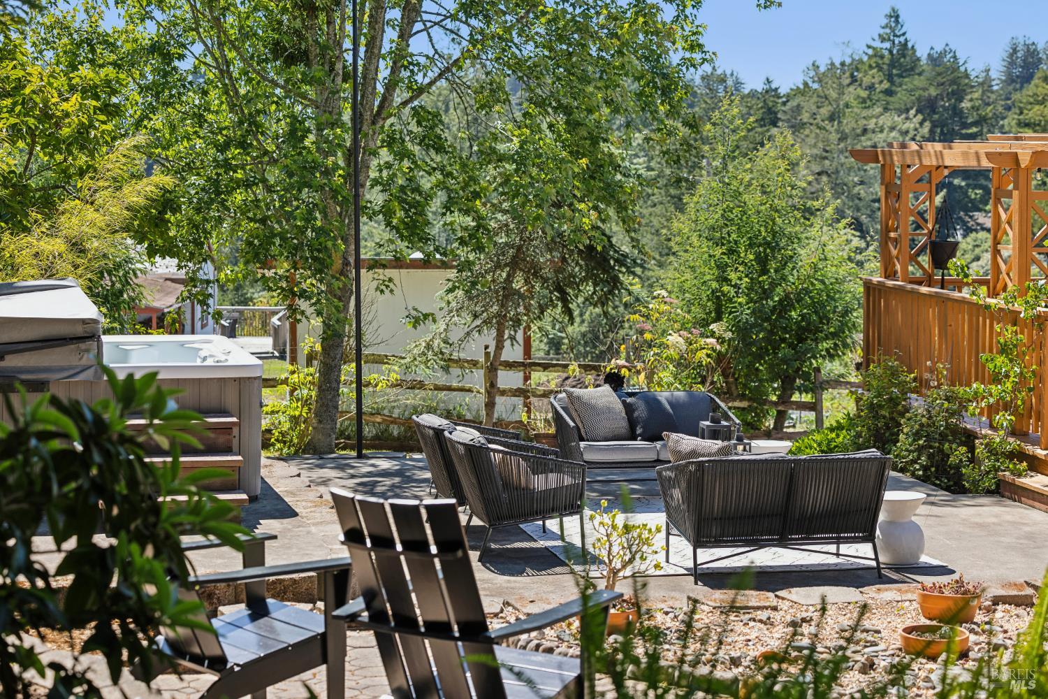 10931 Barnett Valley Road Sebastopol, CA 95472 - Photo 43 of 57