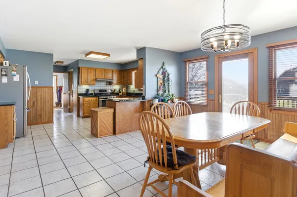 $599,900 | 11825 West Pauling Road, Manhattan, IL 60442