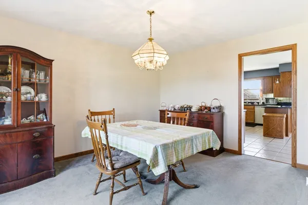 $599,900 | 11825 West Pauling Road, Manhattan, IL 60442