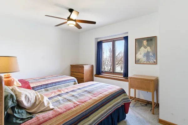 $599,900 | 11825 West Pauling Road, Manhattan, IL 60442