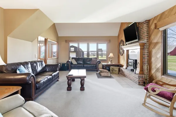 $599,900 | 11825 West Pauling Road, Manhattan, IL 60442