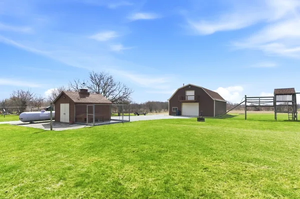 $599,900 | 11825 West Pauling Road, Manhattan, IL 60442