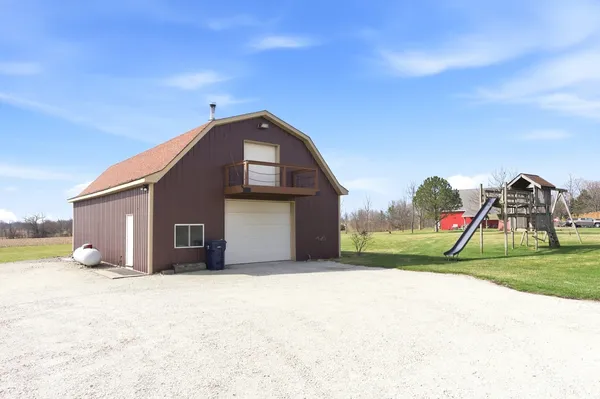 $599,900 | 11825 West Pauling Road, Manhattan, IL 60442