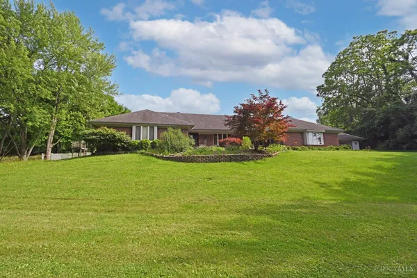$498,000 | 560 Louise Drive, Xenia, OH 45385